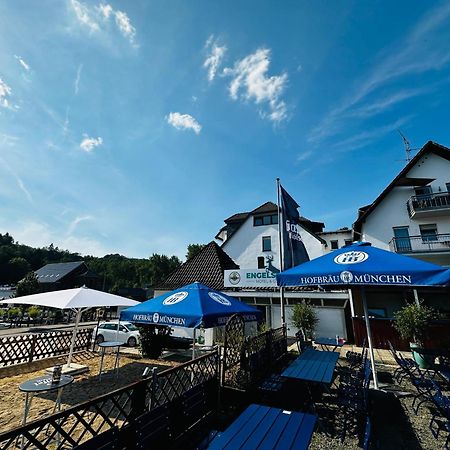 Hotel เองเกลส์เคียร์เชน ภายนอก รูปภาพ